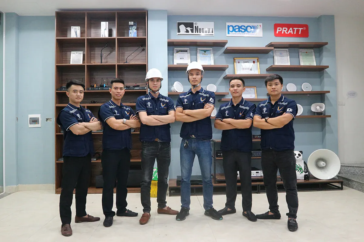 Đội ngũ kỹ thuật kinh nghiệm dày dạn hơn 10 năm